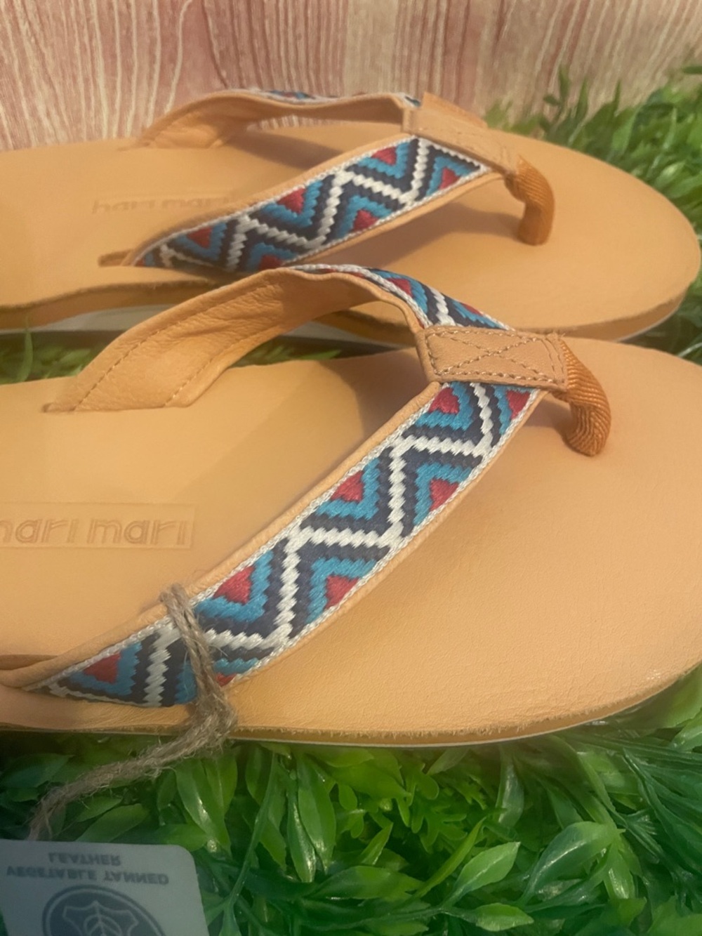 Hari Mari Men’s Fields Tan Flip Flop Sandals - Picture 5 of 9